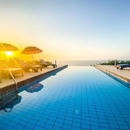 Villa Blue Horizon With Seaviews And Private Heated Pool Agios Amvrosios (Kyrenia)