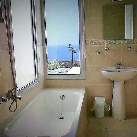 Villa Blue Horizon With Seaviews And Private Heated Pool Agios Amvrosios (Kyrenia)